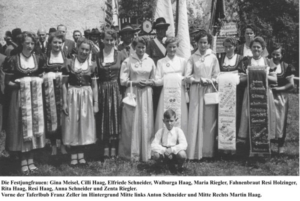 fahnenweihe_festdamen_gesamt fahnenweihe_festdamen_gesamt